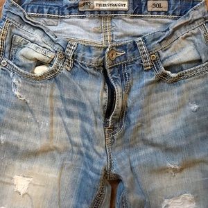 BKE The Buckle mens Tyler Straight Jeans distressed